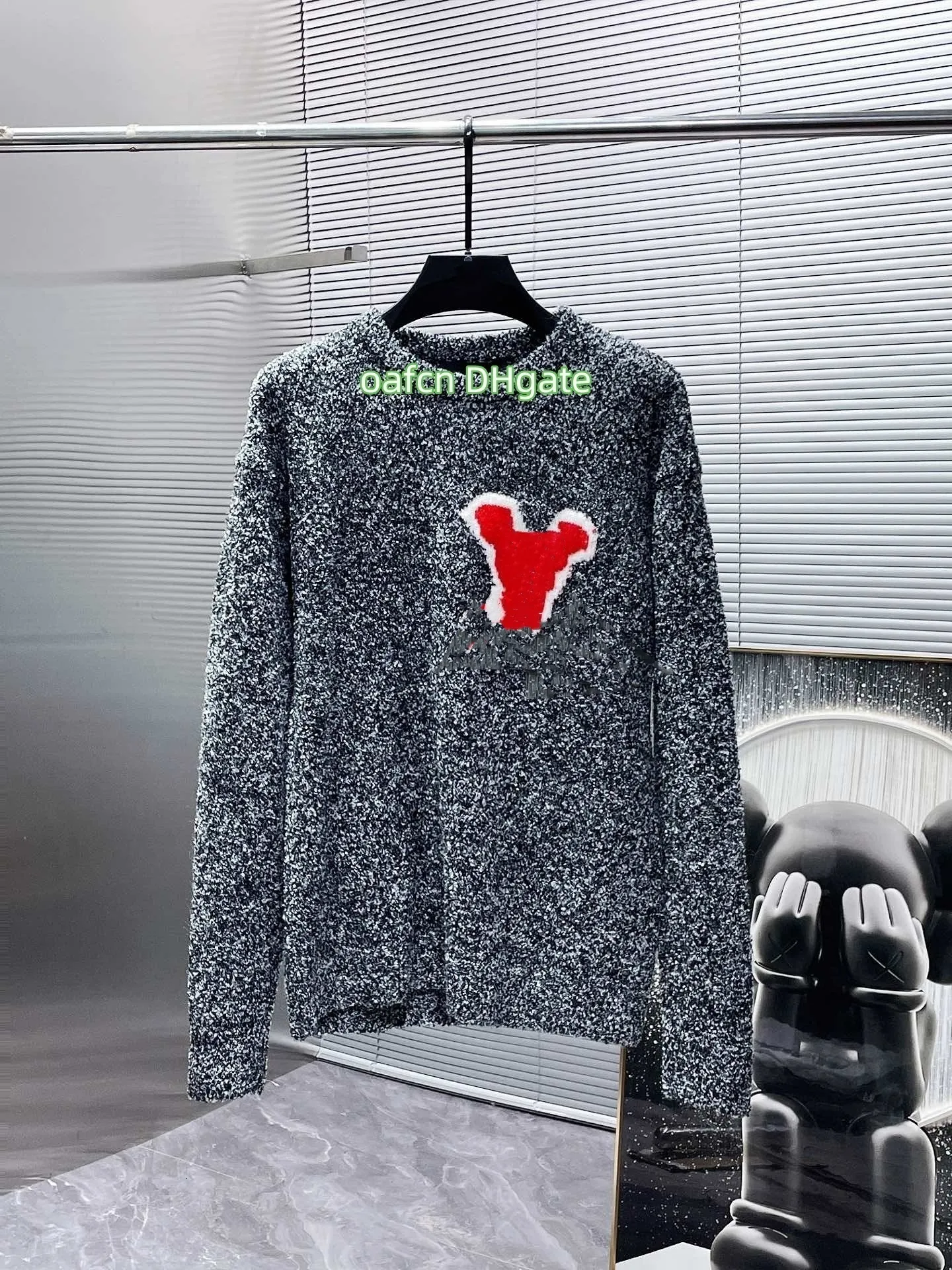 DHgate.com:Mens Plus Size Hooded Sweatshirt: Custom Jacquard 
