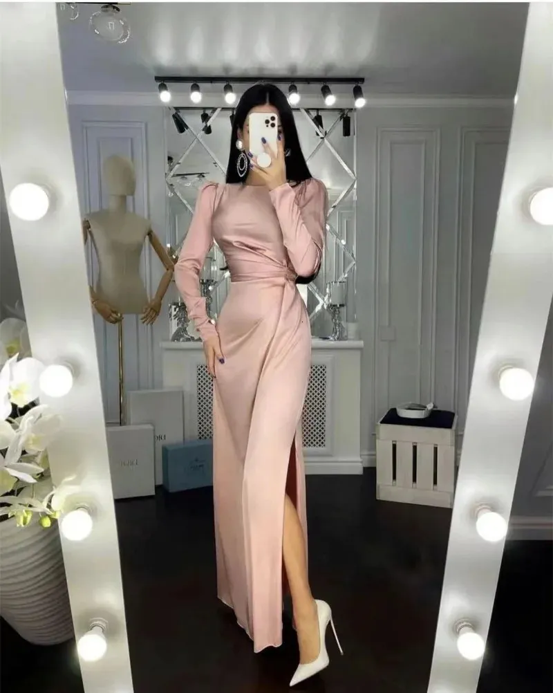 High Waist Floor-Length Slit Dress with Lace Closure and Short Sleeves for Women from Dhgate Urban Sexy Dresses - price 100.29 High Waist Floor-Length Slit Dress with Lace Closure and Short Sleeves for Women from Dhgate Urban Sexy Dresses - price 100.29