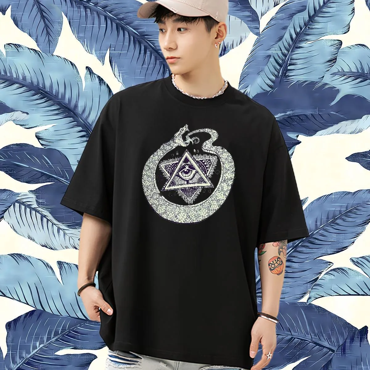 Black Graphic Tees Designer: Ultimate Style for Bold Fashionistas