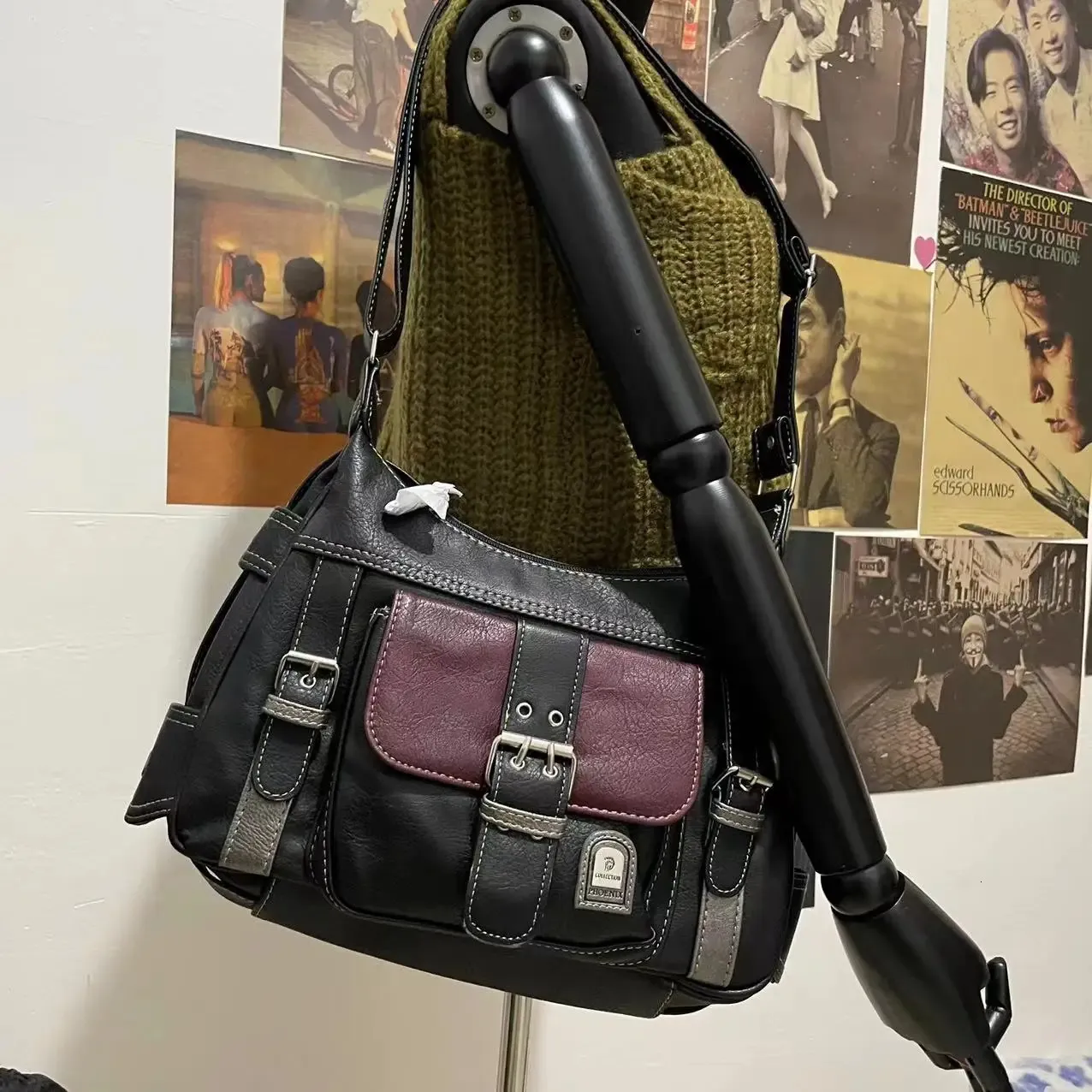 DHgate.com:Vintage-Style Leather Messenger Bag - Y2k Grunge