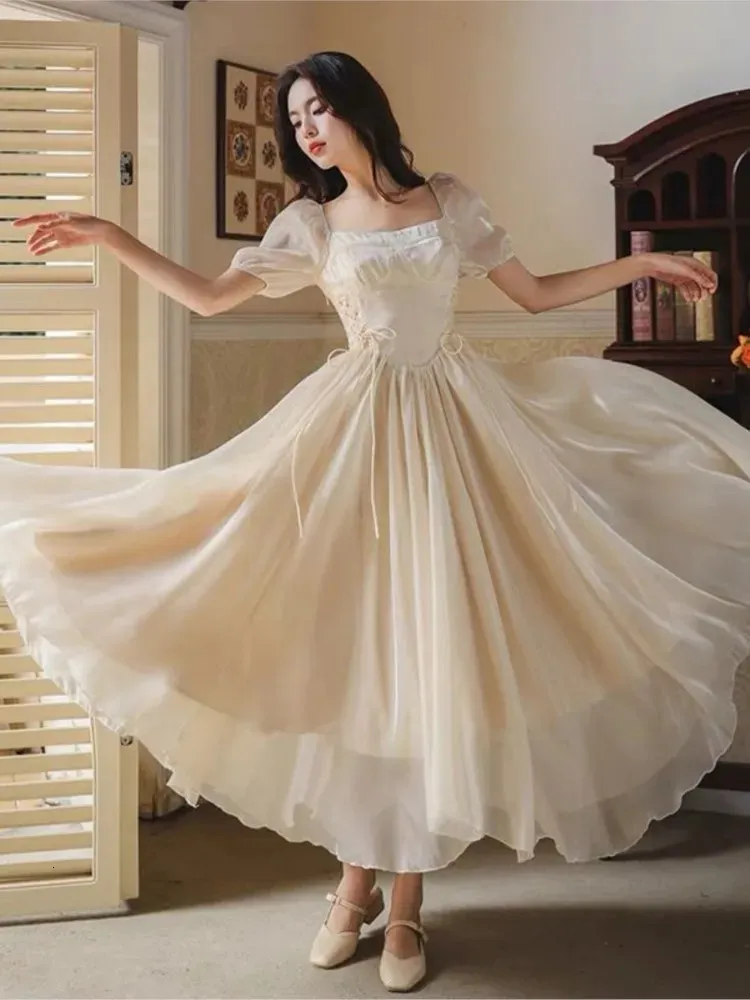 Elegant Womens Chiffon Dress With Bubble Sleeves: Perfect For