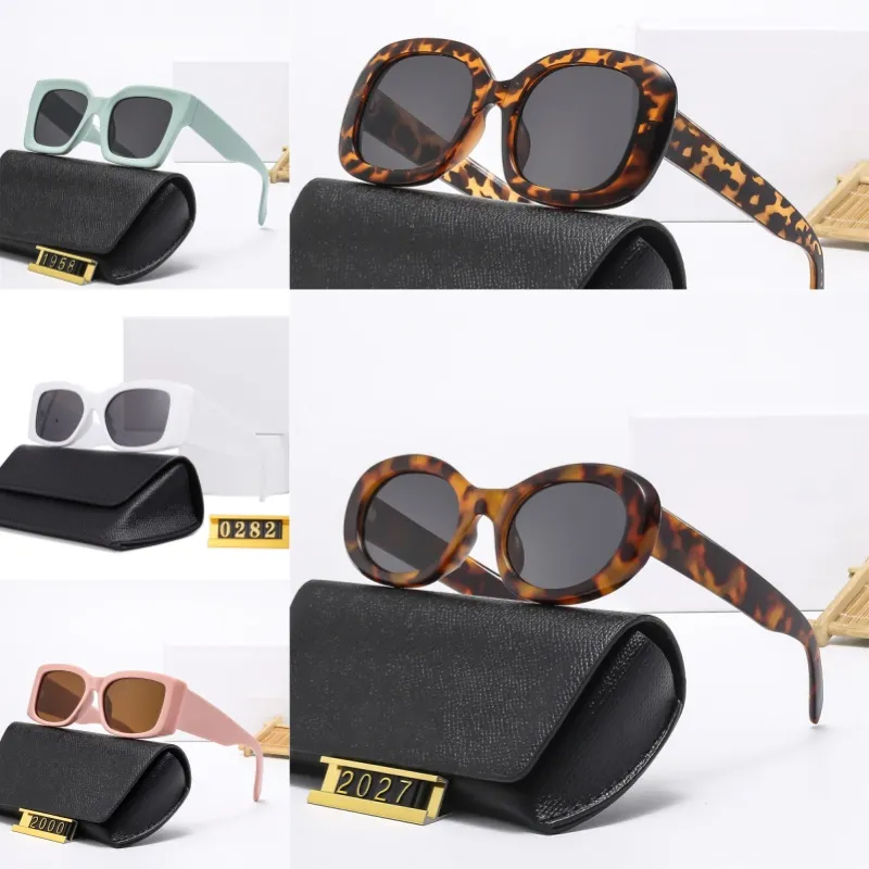 Polarizing Sunglasses for Women and Men with Alloy Plank PC  display picture 1
