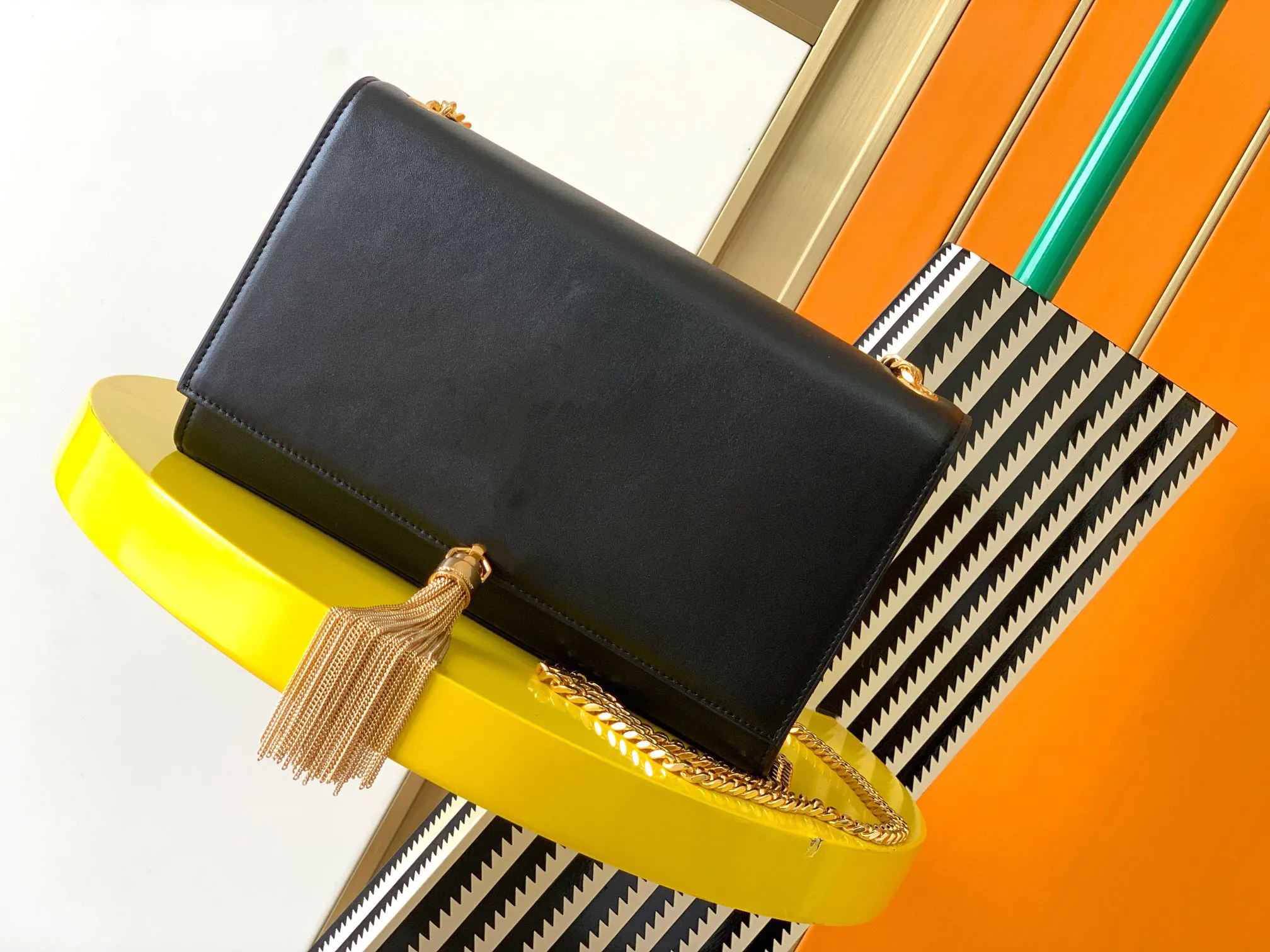 ショルダーバッグ・ポシェット BFLEX BLACK GOLD SHOULDER BAG Stylish Genuine Leather Single Shoulder Katie Loxton Bags