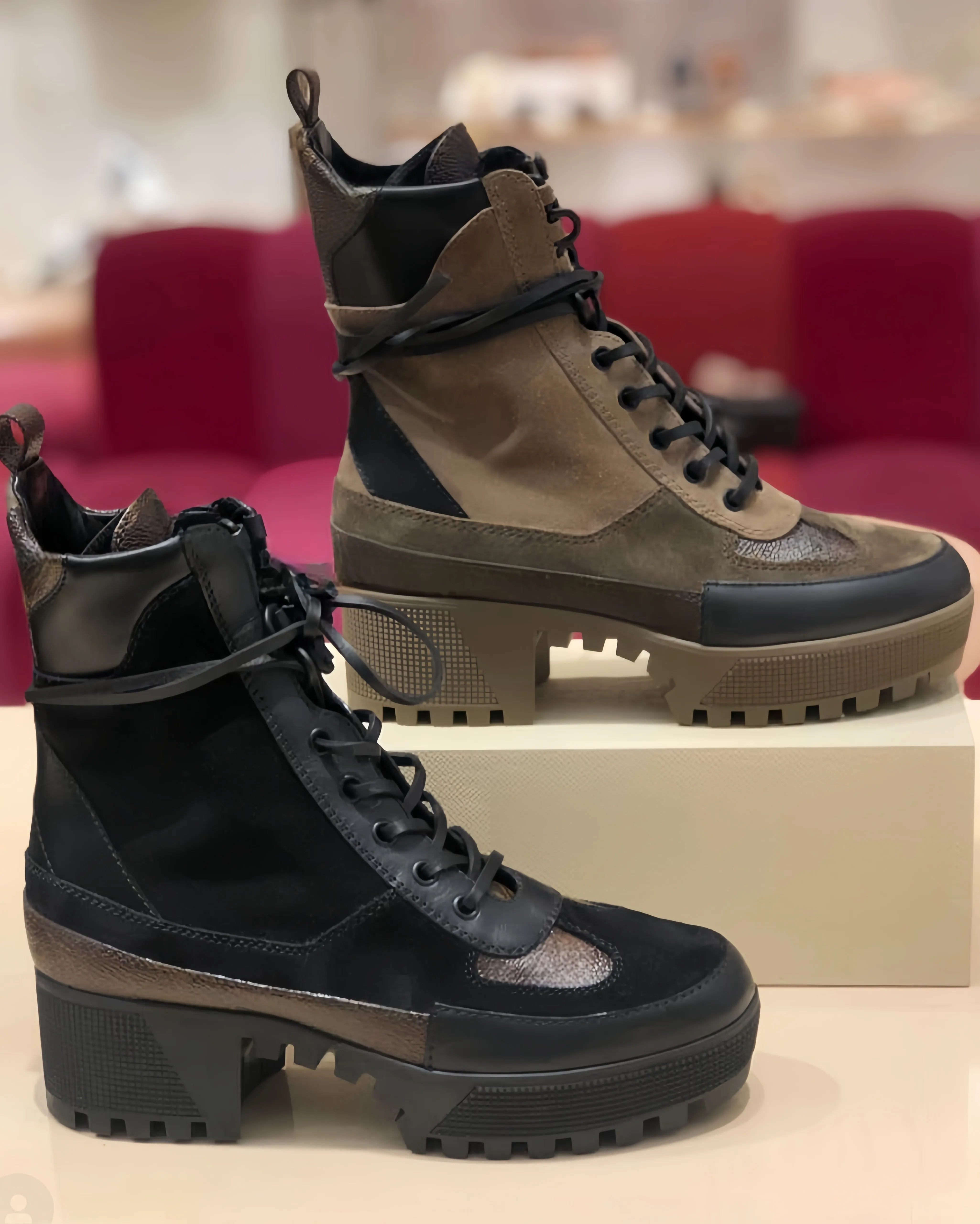 Laureate Platform Chelsea Leather stylmartin riding boots Designer Women s UGGGS Footwear with Star Trail Design Light Fashion Ankle Boot in Westside Style Available in Sizes 35 42