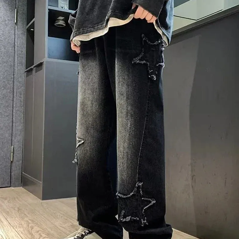 DHgate.com:Mens Relaxed Wide-Leg Jeans with Vintage Wash for