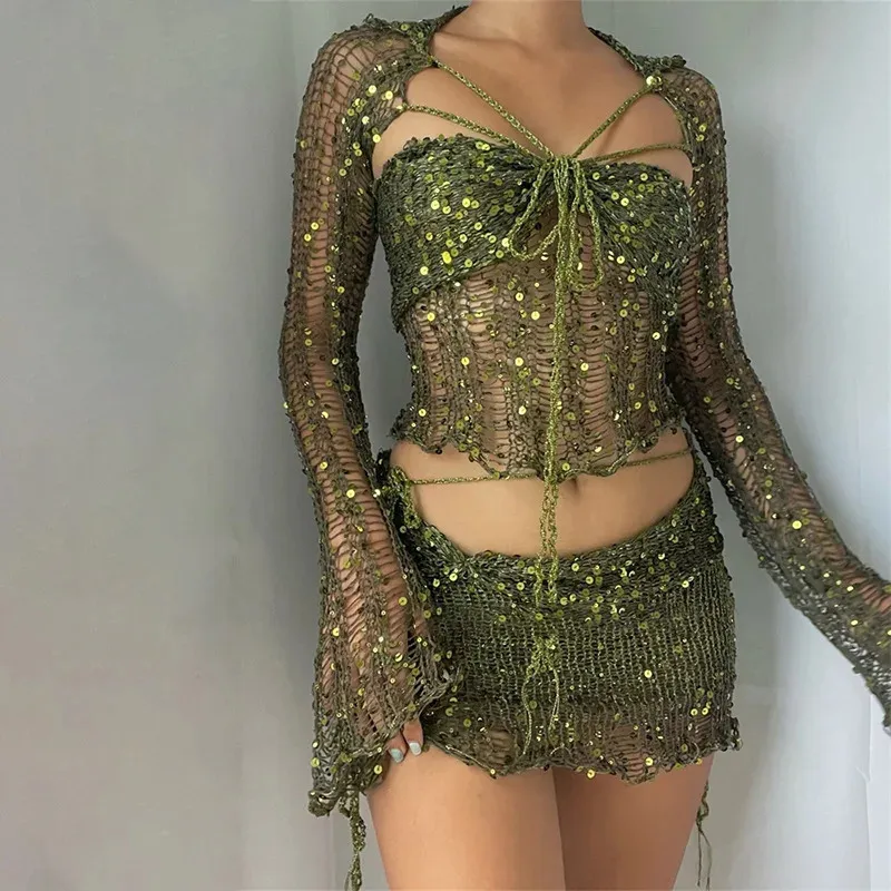 green prom dresses 2024 HTBVGO Emerald Green Prom Dresses 2024 Long Split Satin Ball Gown with  Train Mermaid Formal Evening Dress for Women Size 8: Buy Online at Best  Price in UAE