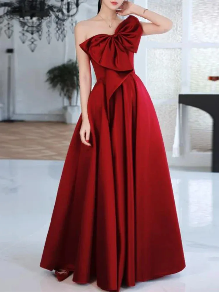 strapless open back dress Elegant Off-The-Shoulder Low Back Prom Dresses with Chic High Split Ligh Sky Blue Evening Gowns with Lace Appliques main image 0