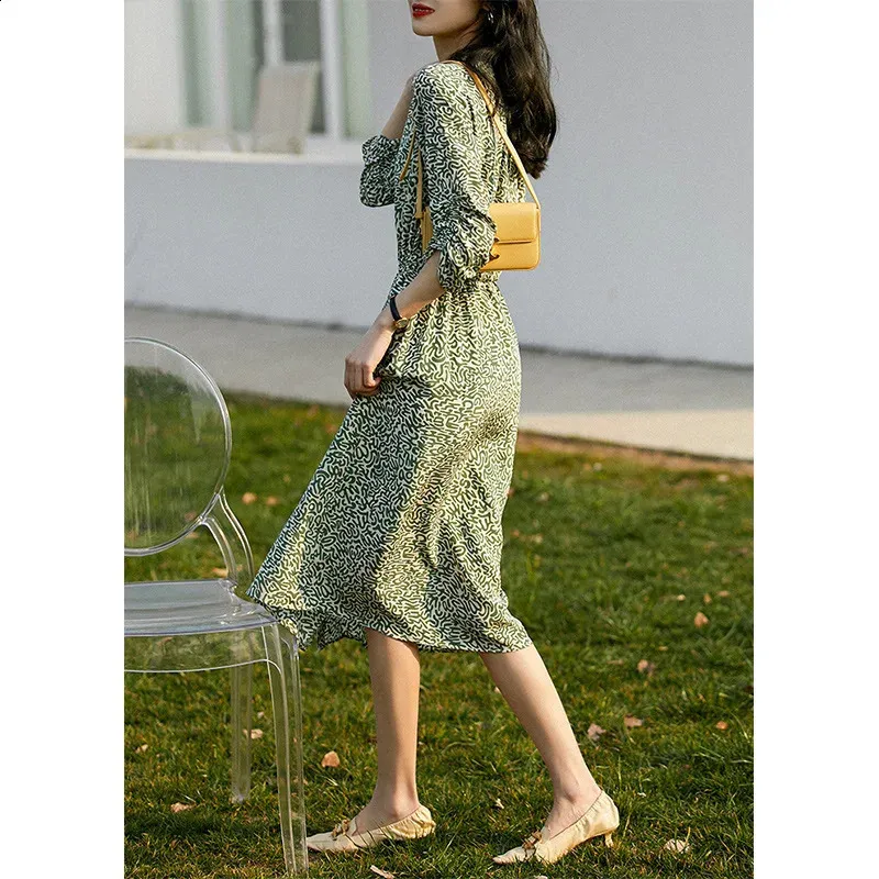 Small Floral Silk Midi Dress Summer Womens Wear Short Sleeves Round Neck  Chiffon Floor-Length Dress from Dhgate Basic & Casual Dresses - price 218.88