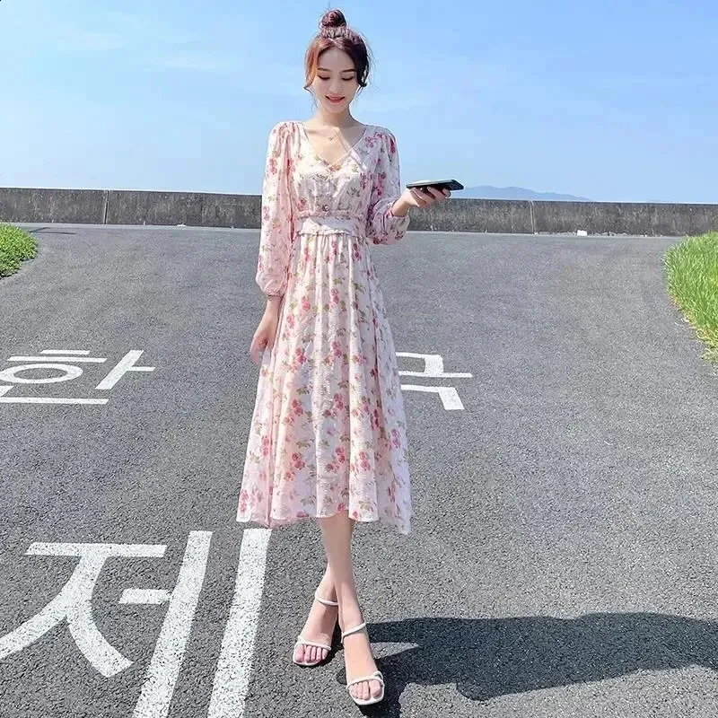 Elegant Floral Chiffon Dress: Spring/Autumn V-Neck Long Sleeve - Shop Now!  | Ladies Flowered Dresses Best Seller from Dhgate Basic & Casual Dresses -  price 59.0