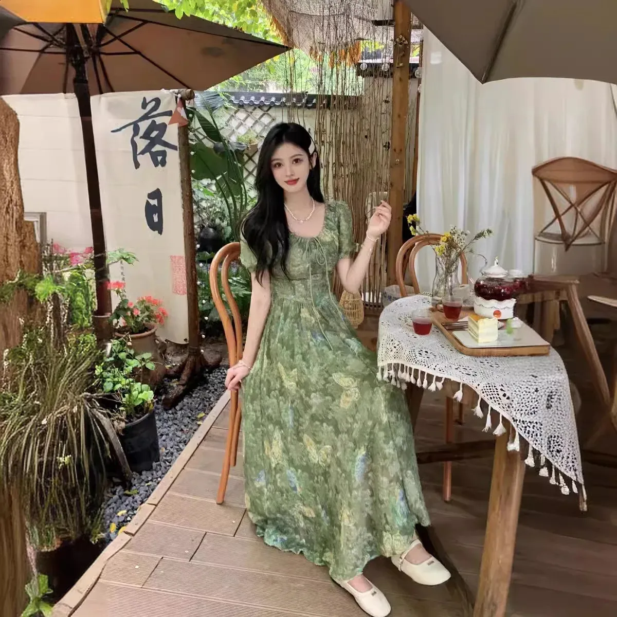 slim fit dress slacks Green Floral Flowy Dress main image 0
