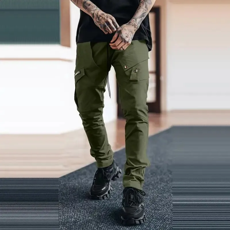 【SATIIIZ】Pero Zipper Cargo Sweatpants d76c36b0-0117-42f9-93b6-