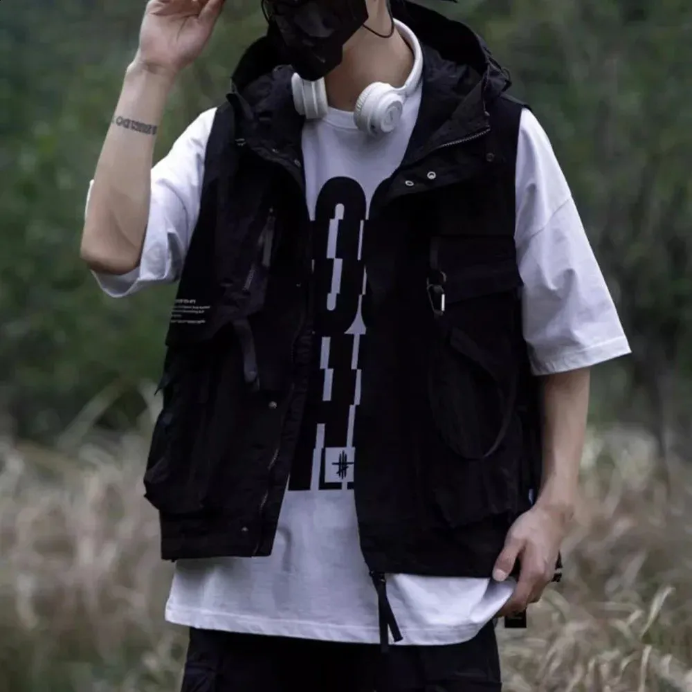 Effortless Cool: Premium Leather Vest in gray with Hood