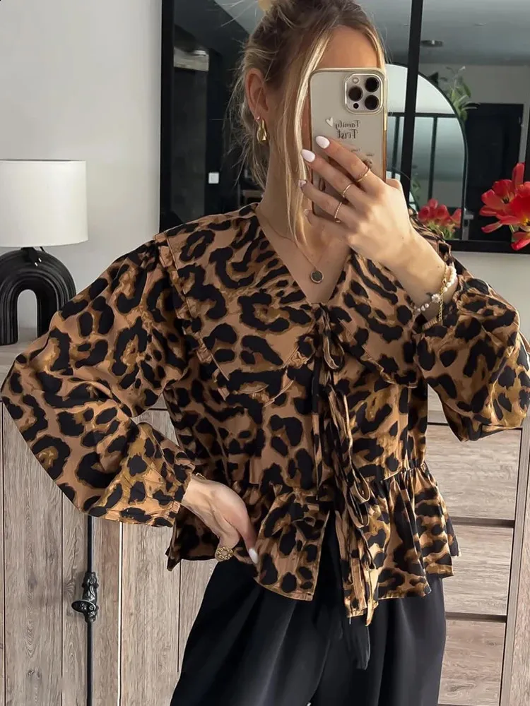 vintage hysterics leopard girl tee 長袖 Leopard Print Lace Top - Long Sleeved Street Chic Shirt