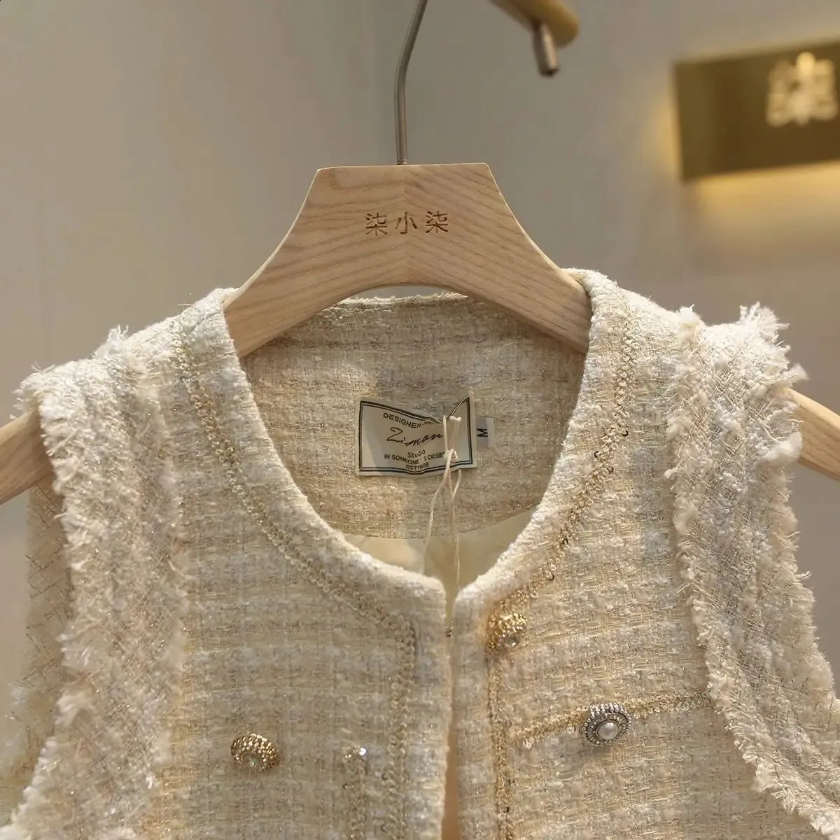 French Style Vintage Round Neck Tweed knitted vest for Women French Style Vintage Round Neck Tweed knitted vest for Women