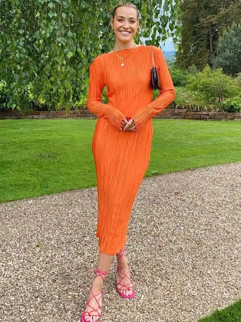 Elegant Bodycon Dress: Sexy Flare Sleeves, Perfect for Parties & Holidays - Shop Now! from Dhgate Urban Sexy Dresses - price 50.51 Elegant Bodycon Dress: Sexy Flare Sleeves, Perfect for Parties & Holidays - Shop Now! from Dhgate Urban Sexy Dresses - price 50.51