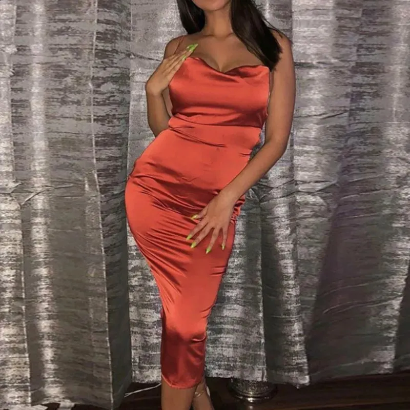 Y2K Summer Elegant Backless satin maxi dress with Suspenders and Slim Fit for Women's Evening and Birthday Parties - Sexy Solid (240812) Y2K Summer Elegant Backless satin maxi dress with Suspenders and Slim Fit for Women's Evening and Birthday Parties - Sexy Solid (240812)