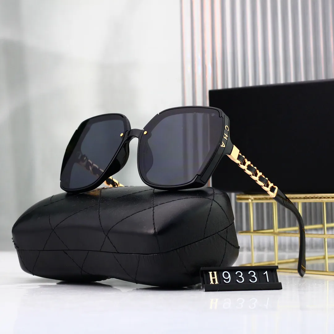 Women\'s Black Trendy Polarized Large Driving Sun Glasses UV Protective Polarized Sunglasses Womens Trendy Oversized Large Driving  main image 3
