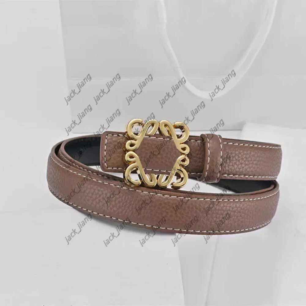 Loewe Luxe Brown Leather Belt for Refined Style LOEWE Leather belt | NET-A-PORTER main image 4