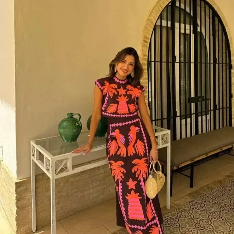 round party dresses for ladies How to Style Long Party Dresses for Women