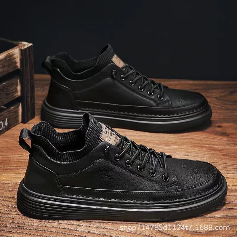 Mens Black Leather Anti-Slip Sneakers - Lightweight  display picture 1
