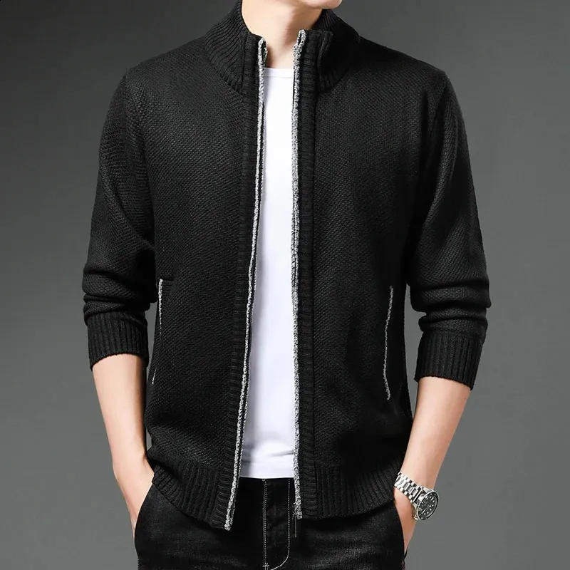 Cardigan Uomo Con Cerniera Completa E Colletto Rialzato, Leggero E Morbido, In Misto Poliestere, Disponibile In 5 Colori E Taglie S-2XL