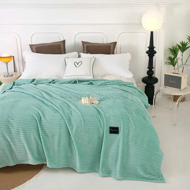Soft And Comfortable Plush Throw Blanket Milk Swan Velvet Coral Flannel Air Conditioning Electric Throw Blanket Kmart For Nap Sofa And Drawing Blanketry X240813 From Fashion world01 11.2 DHgate.Com Be...