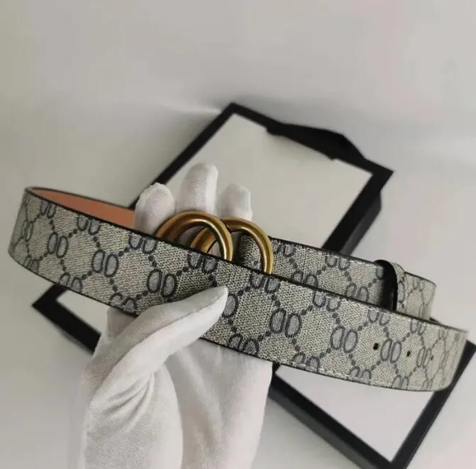 Luxury Mens Designer Belt: Classic Leather Belt For Men  display picture 1