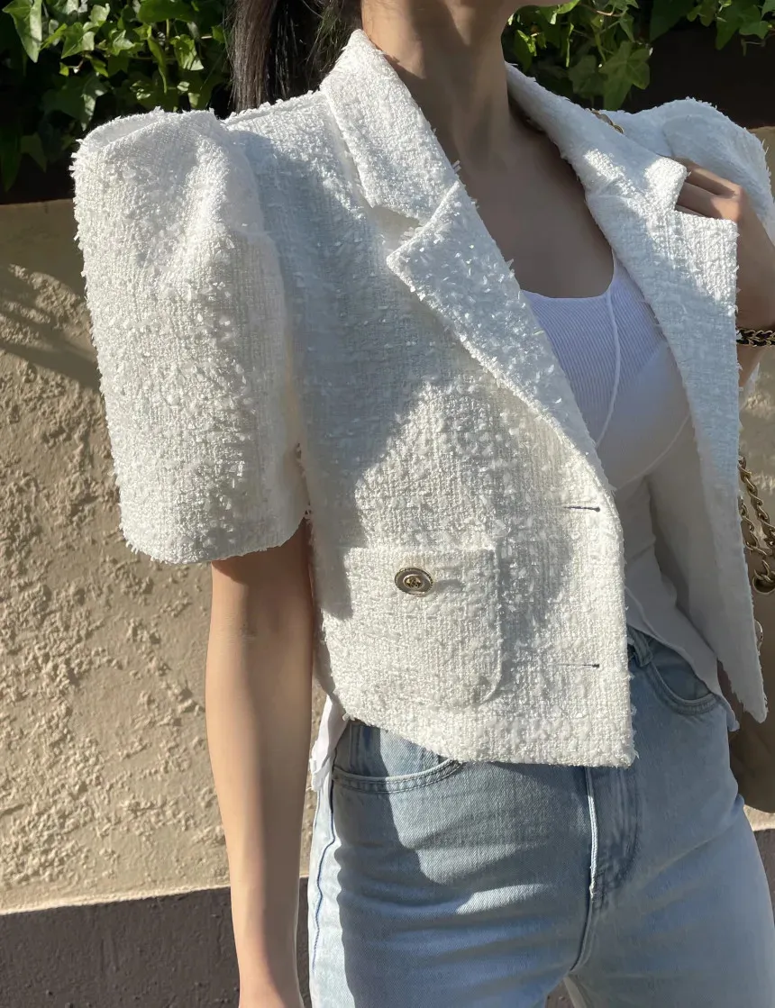 Premium White Tweed Crop Jacket: Elegant Short Sleeve Puff