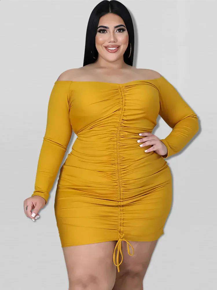 plus size yellow bodycon dress Women's Plus Size Bold Lines Bodycon Dress - Yellow