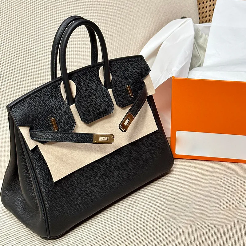 Black purses with silver hardware hotsell
