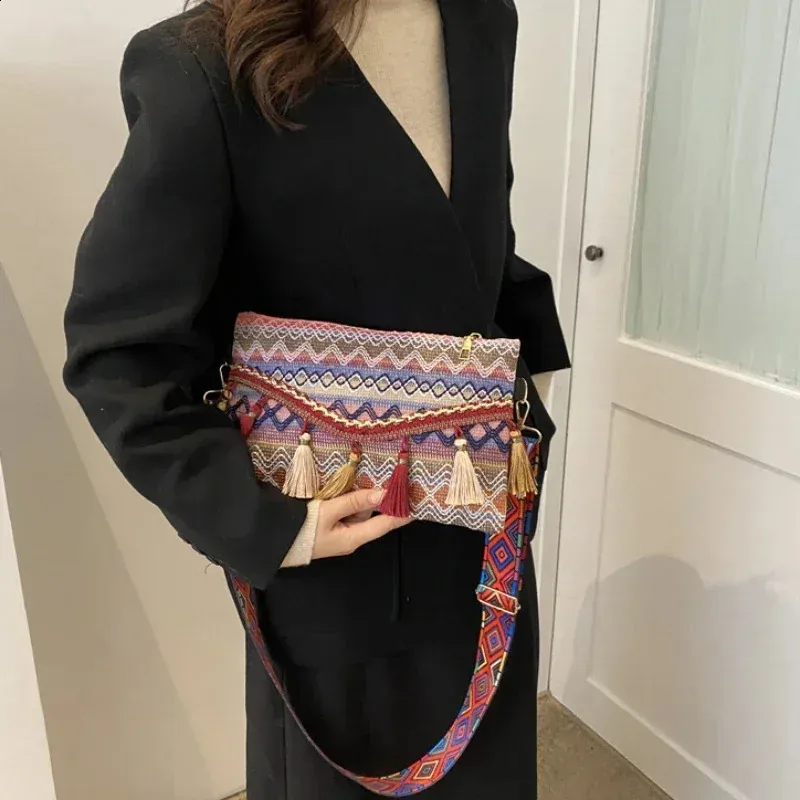 Vintage Bohemian Fringe Shoulder Bag Women Tassel Boho Hippie