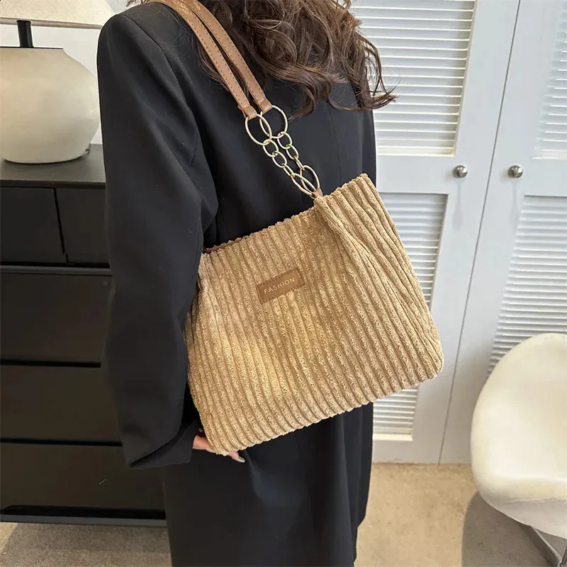 DHgate 2024 Corduroy Tote Bag for Women Korean Oversized Shopper Handbag Cotton Cloth Shoulder Bag for Ladies Casual Large Tote Bags Luggage Accessories