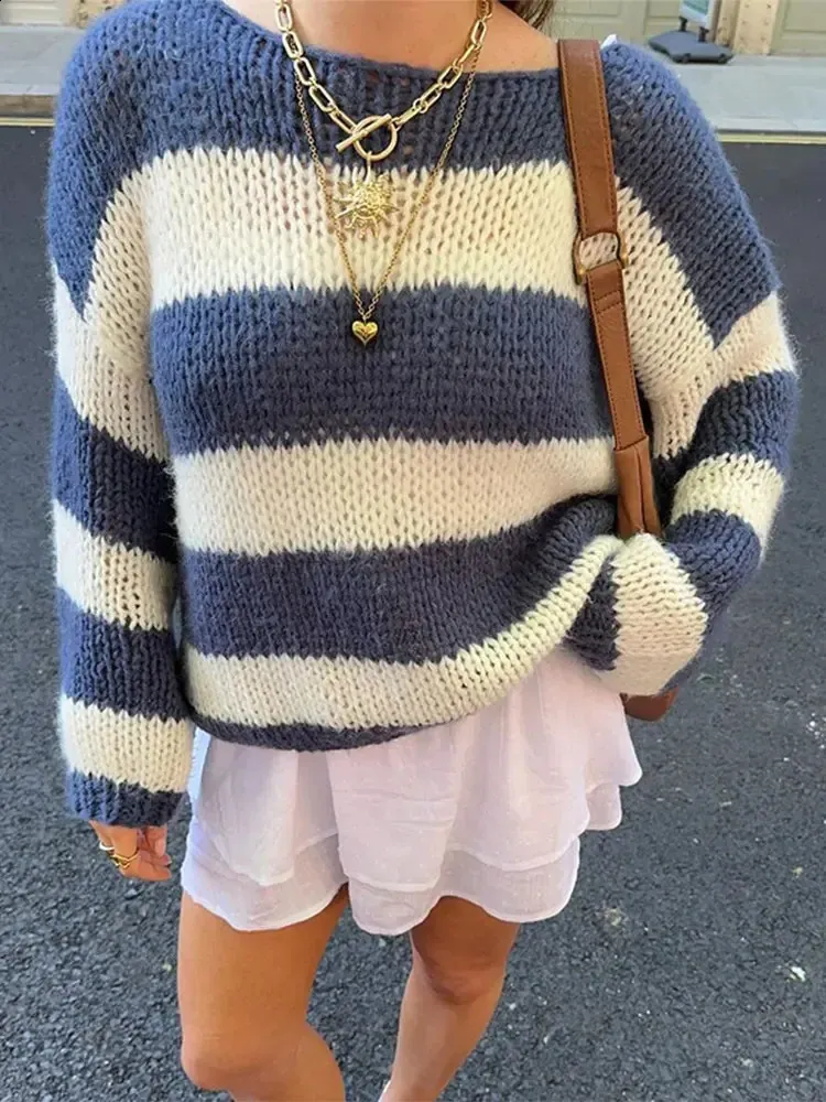 2024 Autumn Women's Oversized Knitted crochet sweater 2024 Autumn Women's Oversized Knitted crochet sweater