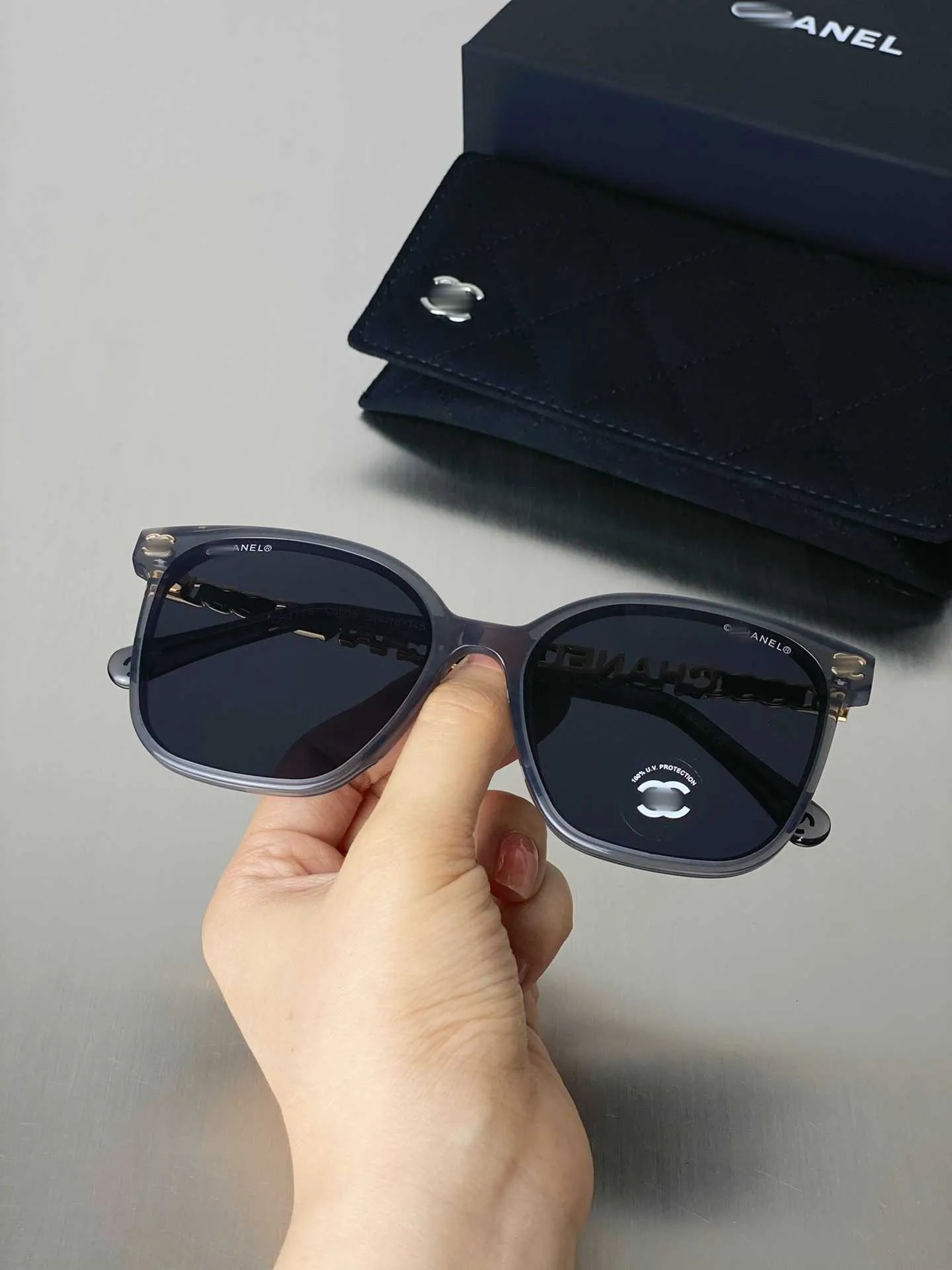 シャネル♡ be55b83d-995a-4e24-ba40-