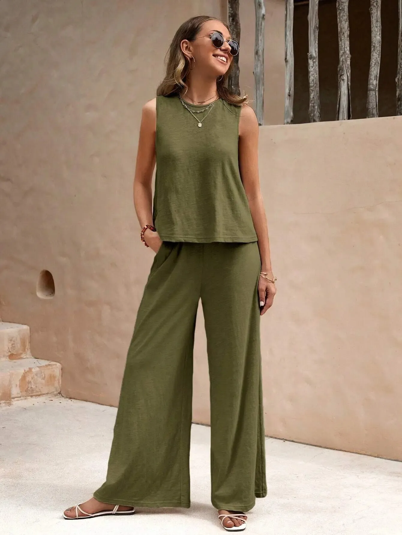 23SS☆【WOOALONG】☆Signature sleeveless set-up wide pant.s Effortlessly Chic Sleeveless Vest and Wide Leg Pants Set