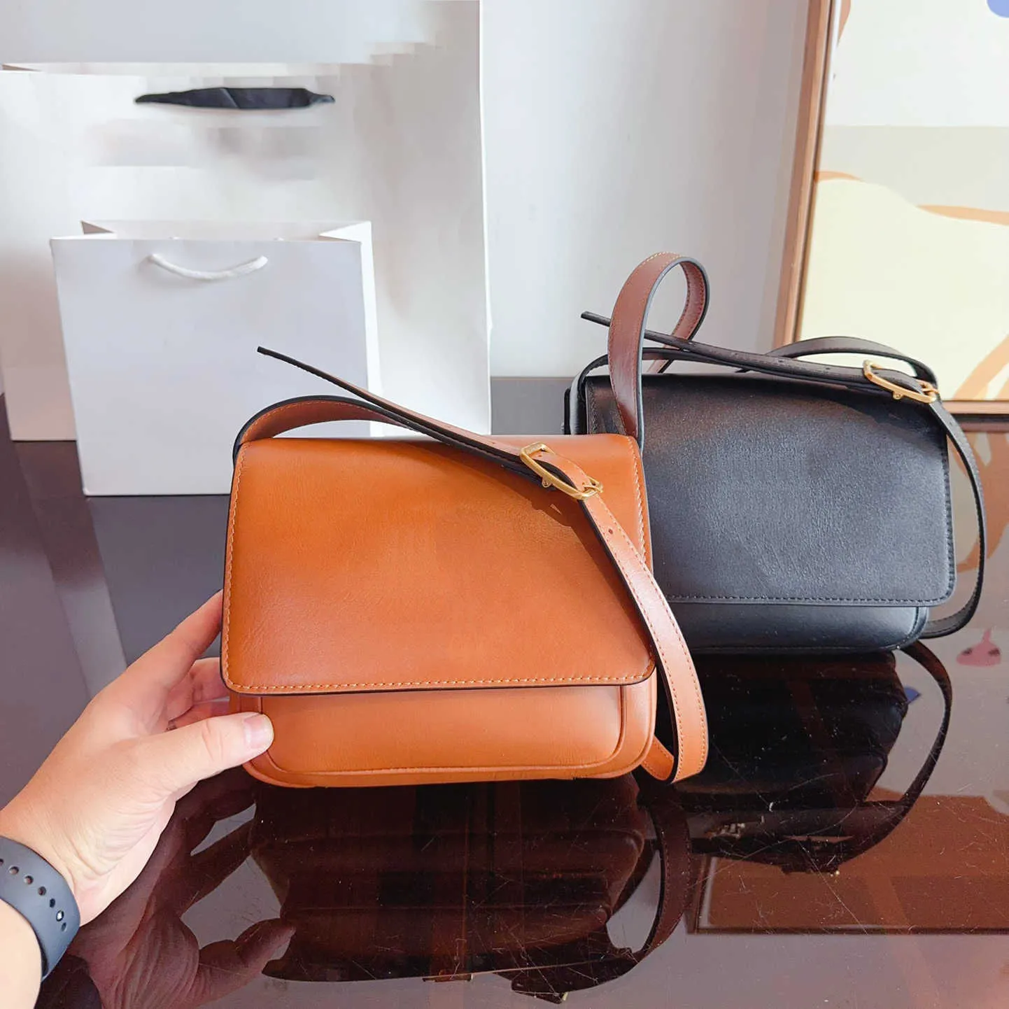 Saddle Purse Cowhide Leather Luxury Designer Handbag for Women