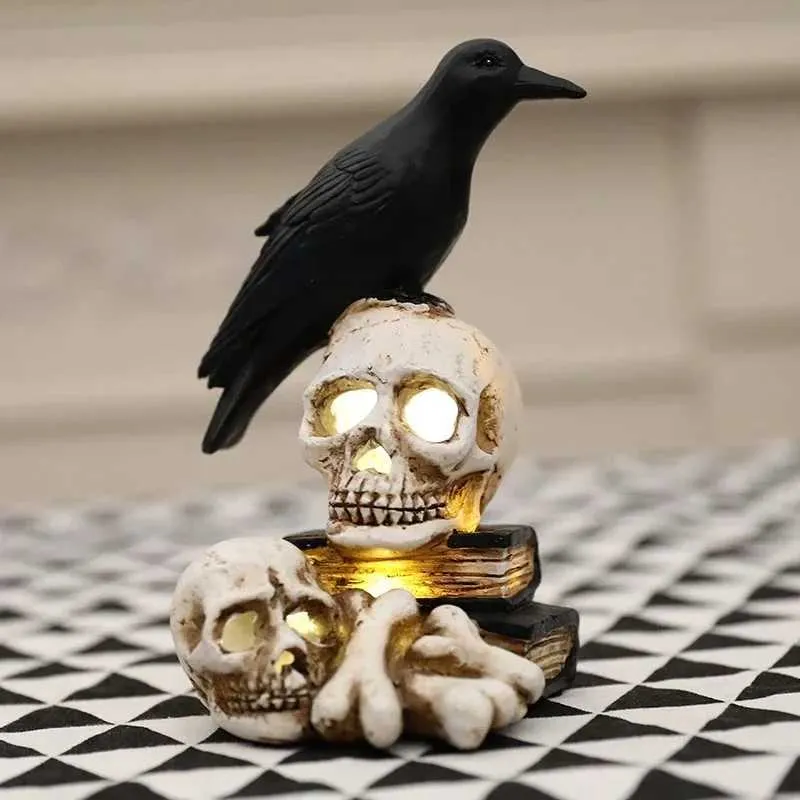 Halloween Skull Lamp Figurine: Spooky Crow & Skull