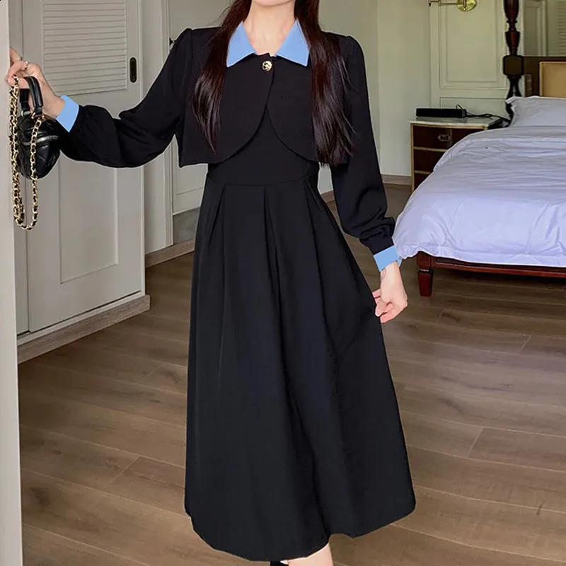 Vintage Korean Autumn casual dress Set - Single Breasted Black A-Line Coat and Tank Top with Solid Maxi Skirt (240816) Vintage Korean Autumn casual dress Set - Single Breasted Black A-Line Coat and Tank Top with Solid Maxi Skirt (240816)