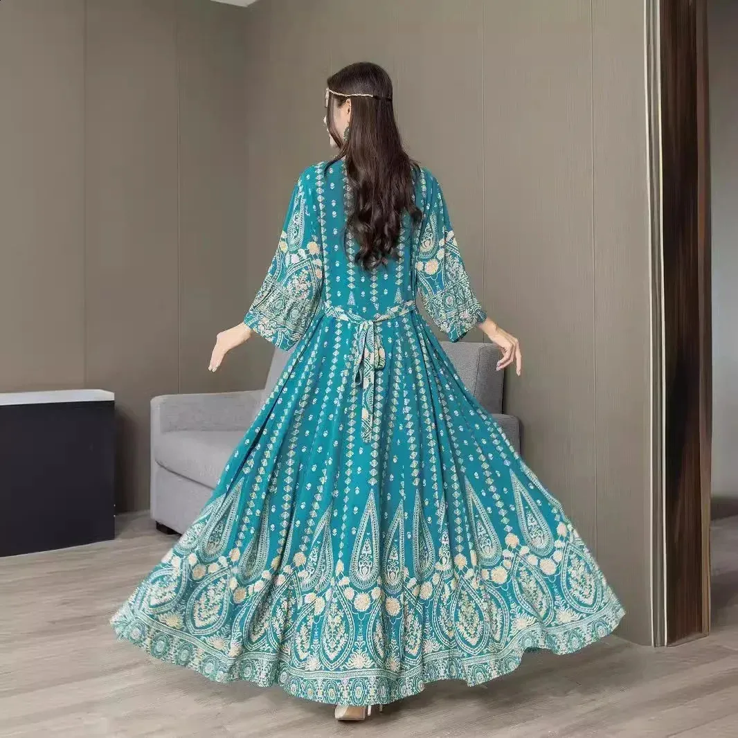 Holiday Bohemian Long Dress Womens Travel Po Embroidered Lantern Sleeves  Waist Cinching Big Swing Ethnic Style Dress from Dhgate Ethnic Clothing -  price 70.39