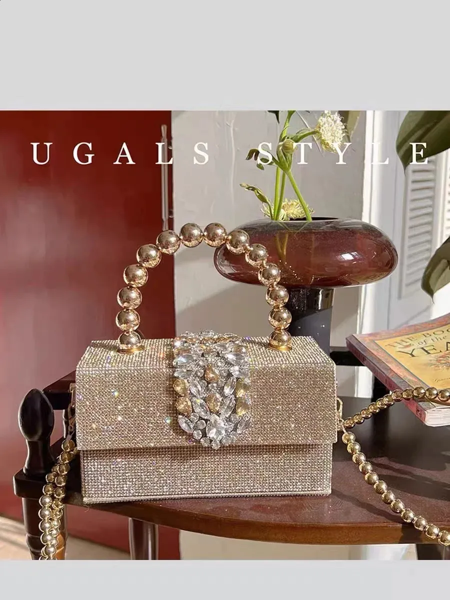 CORIOS Borsetta da Sera Donna Strass Clutch Paillettes Borsa a Spalla Pochette Piccolo con Catena Borsa Scintillante Elegante Borsa a Tracolla per Cocktail Festa Cerimonia Ballo Argento