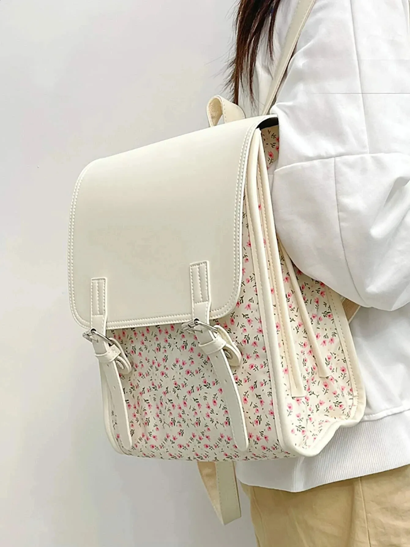 brandy melville black floral leather flap backpack Natalia Tooled Convertible no refund will be given for the worn or damaged item. Saint Laurent Leather Prairie Floral