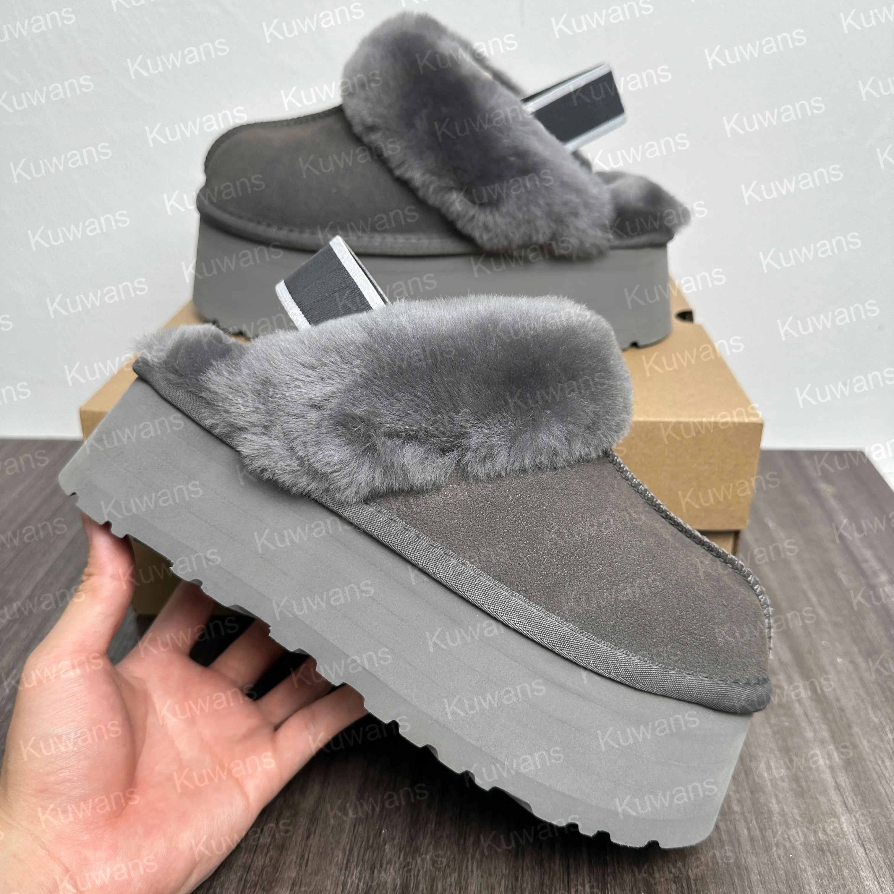 Pantofole Mules Donna In Finta Pelle Scamosciata E Finta Pelliccia - Taglie UK 3-8 - Colore Nero