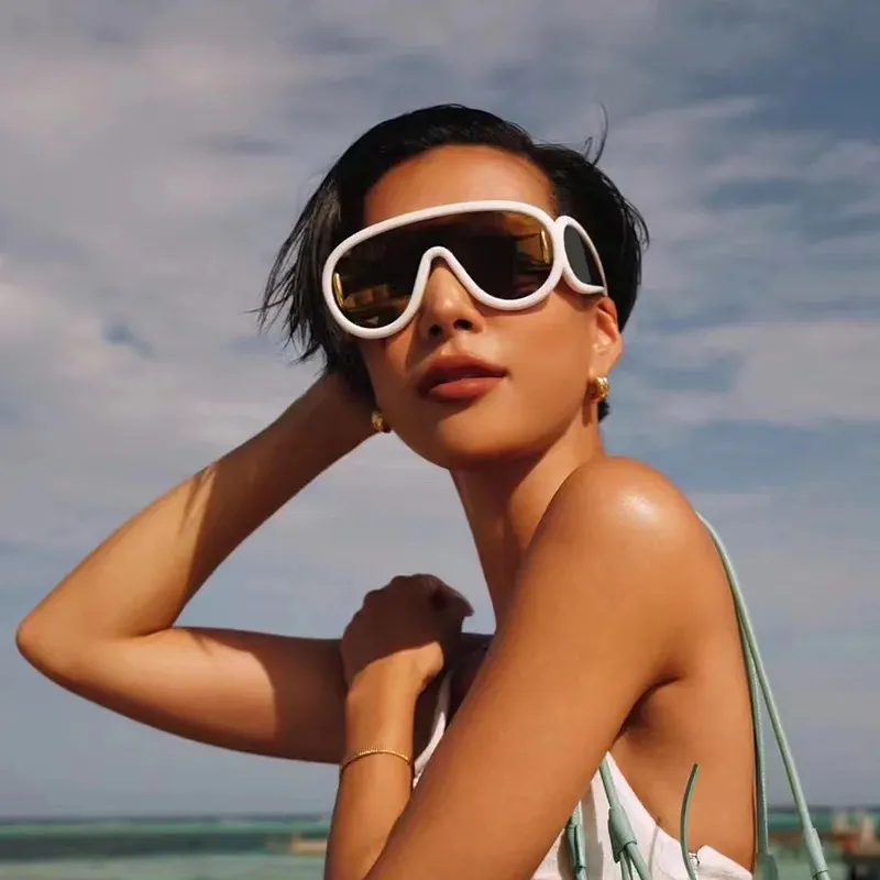 Save Big on Bulk Mens Designer Sunglasses Oversized Square Sunglasses For  Men And Women, Hip Hop Fashion Trendy Shades, Outdoor Sports Driving  Glasses