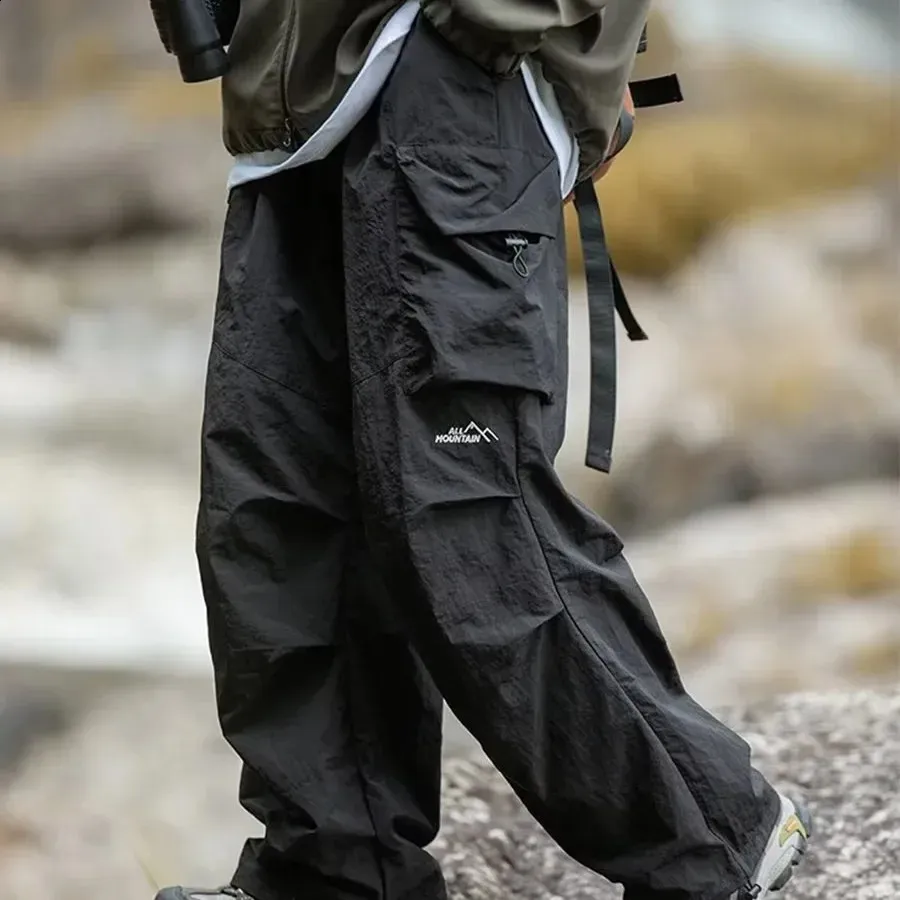 American Style Waterproof black cargo mens pants for Men