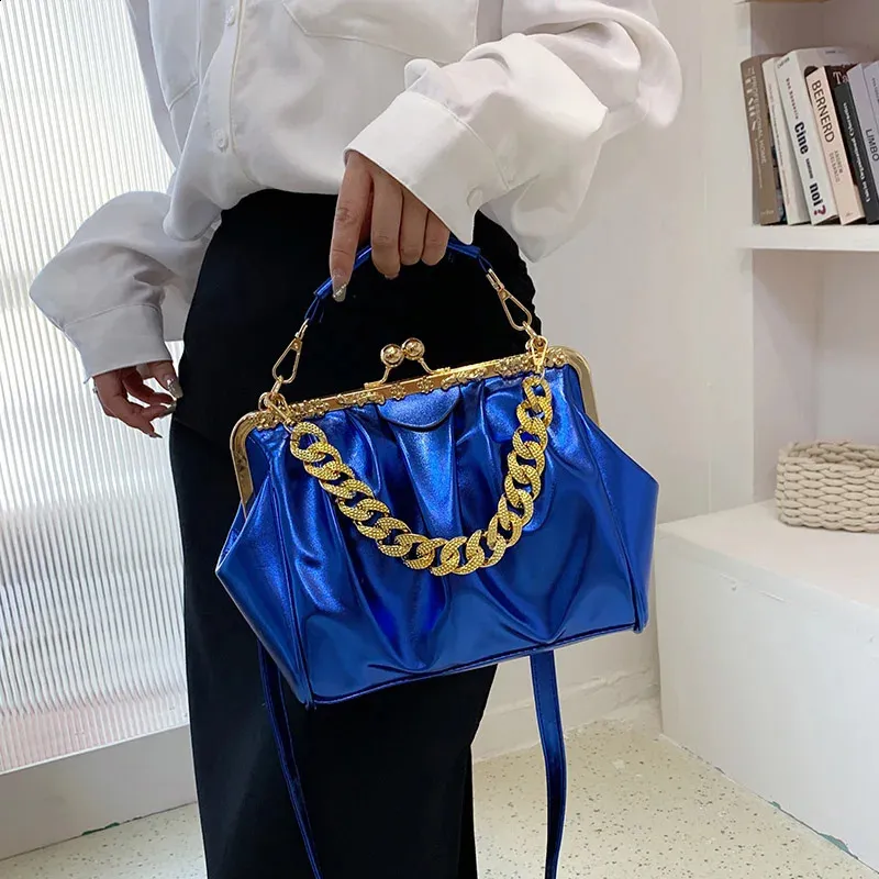 新作商品 Chain Kiss-lock HandBag Silver studs Y2k 【公式通販】