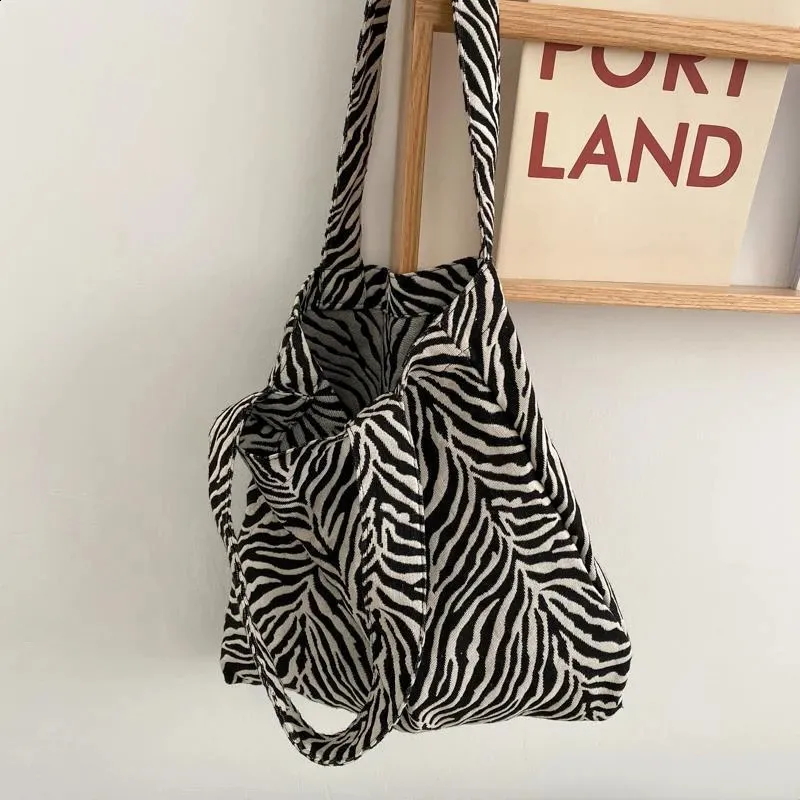 Large Capacity Vintage Canvas Cloth Shoulder Bag With Creative Zebra Stripes For Women Perfect For Travel And Shopping 240819 From Totelove 10.53 DHgate.Com