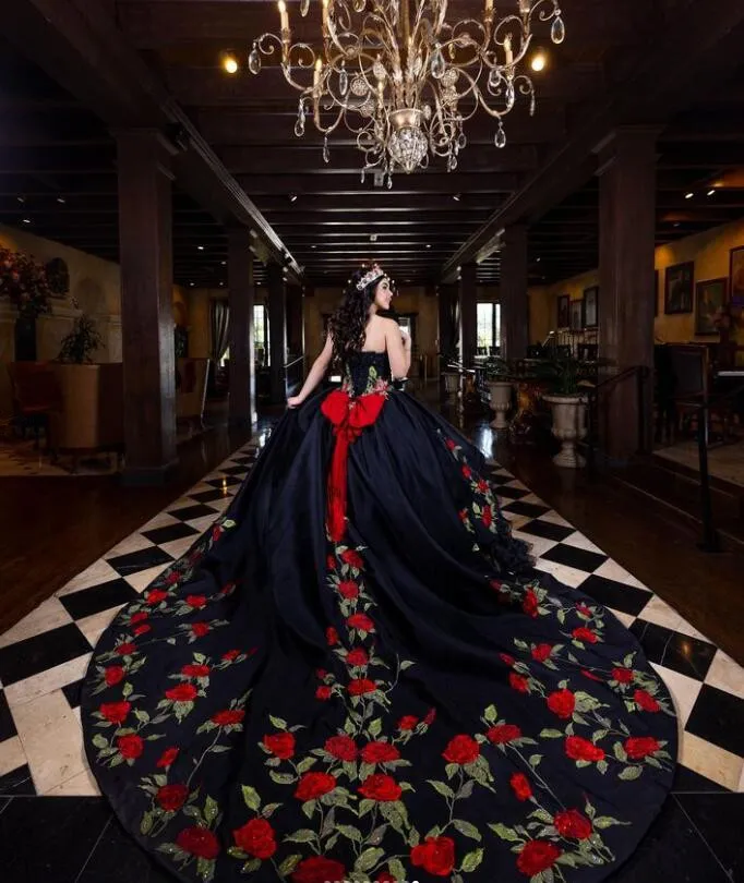 black mexican dress with red roses Embroidered Mexican Evening Dress