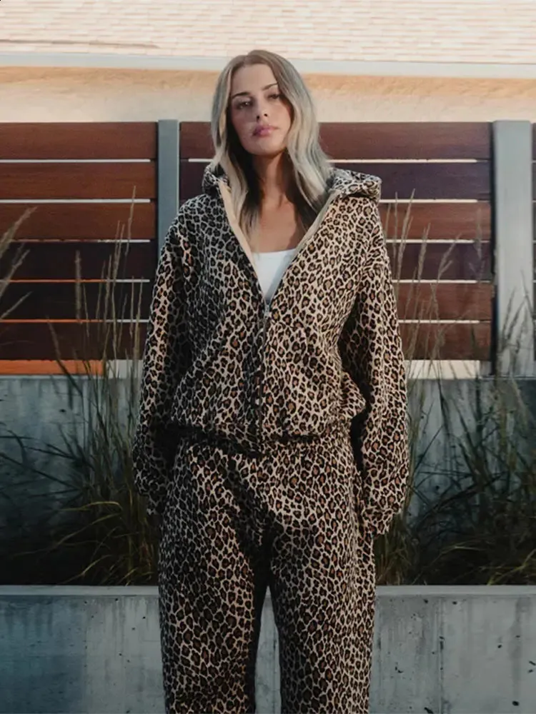 COZYWORLDWIDE 25 LEOPARD\"  TRACKSUIT フードジップ 25 LEOPARD