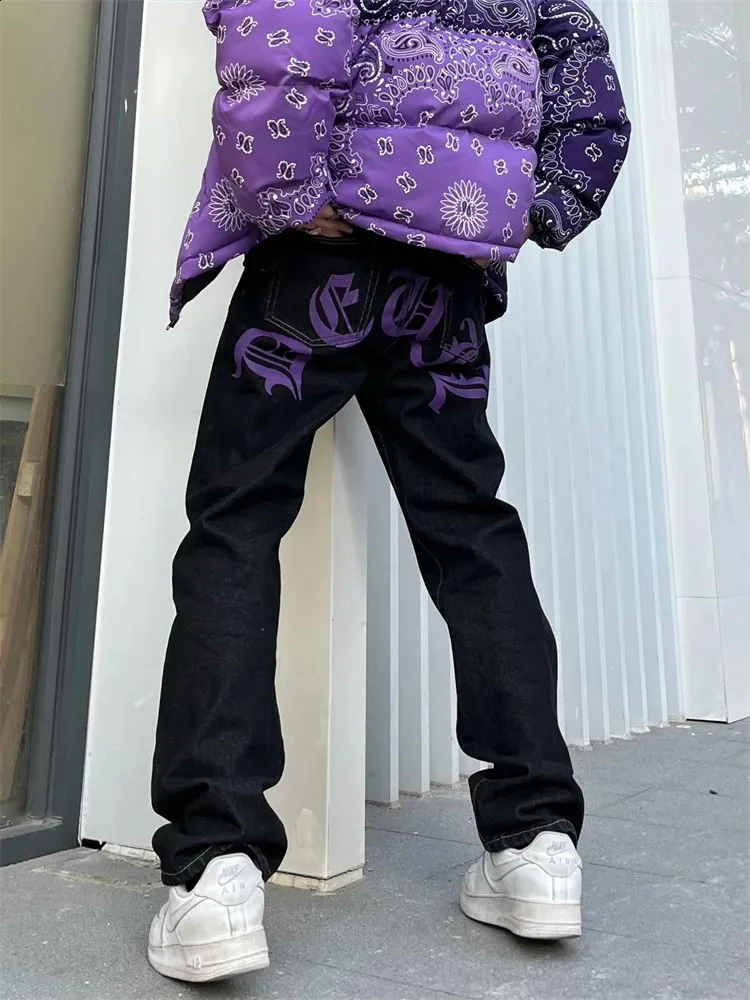 DHgate.com:Purple Floral Print Streetwear Jeans: Distinctive