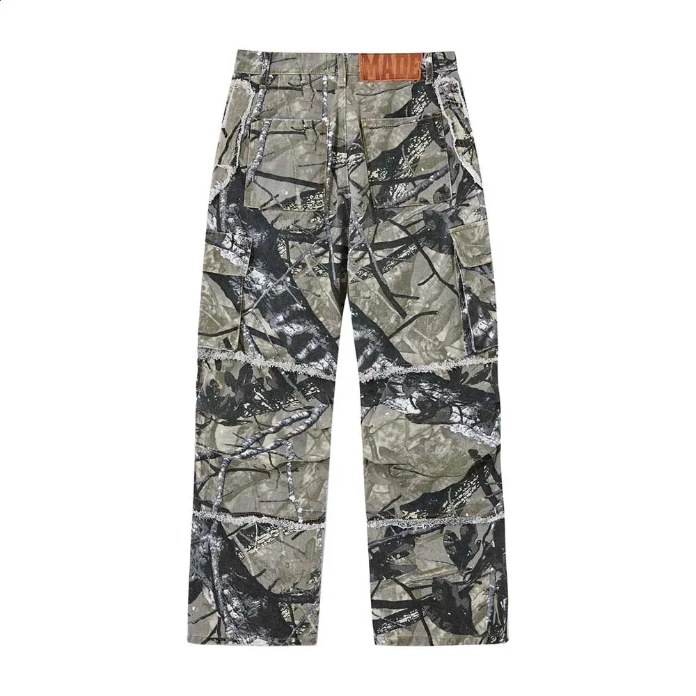 Jungle Camo Cargo Pants: Extreme Leafy Design, Loose Fit